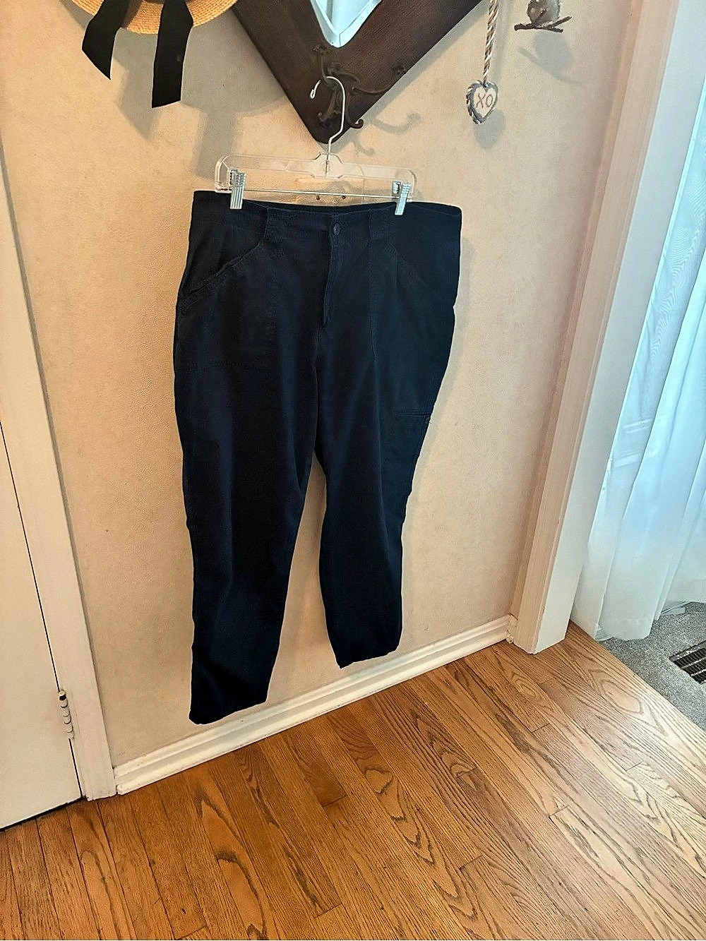 Liz Claiborne Valerie Women's Black Trousers Size 16